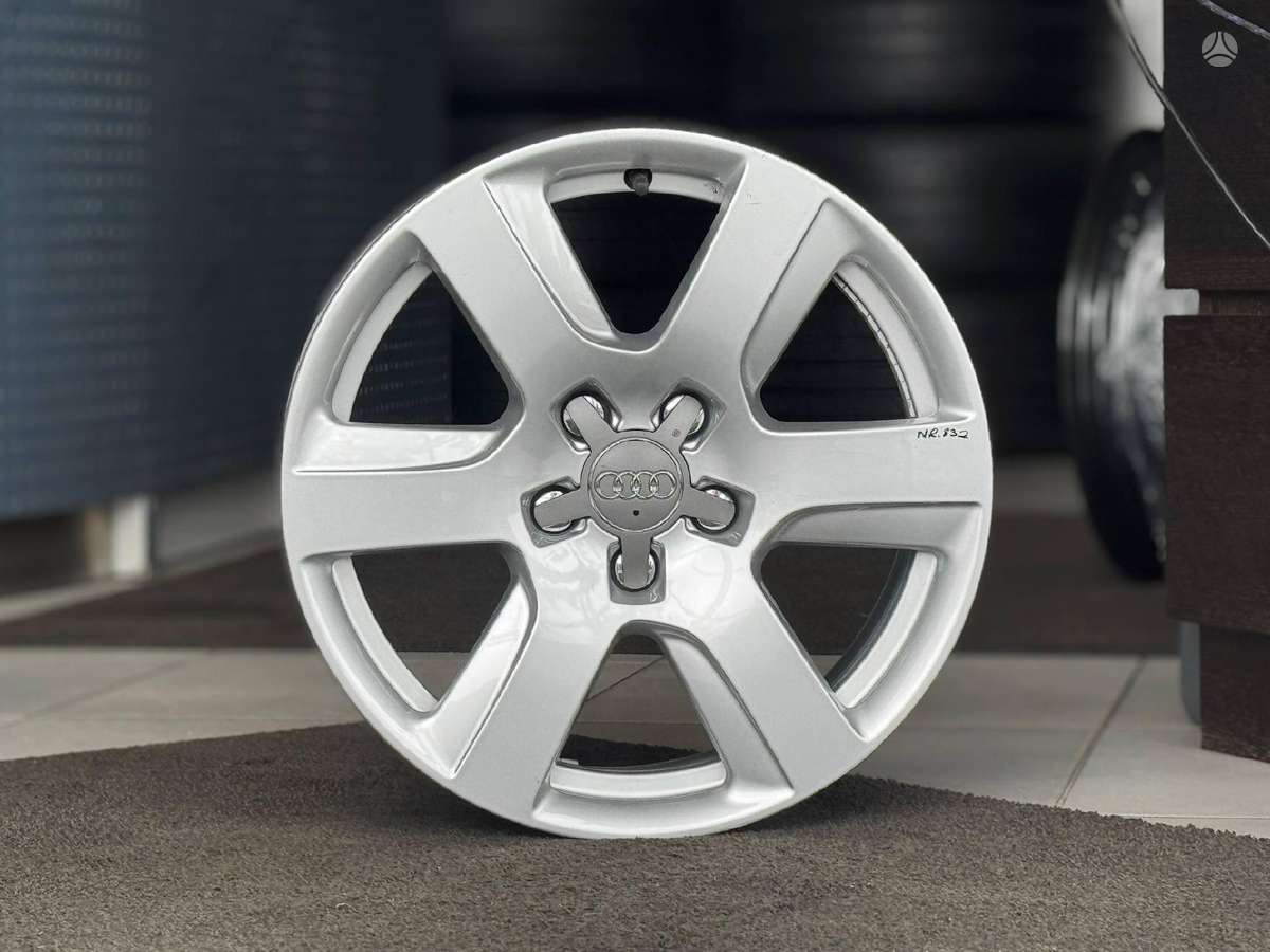 Audi A6 C7 ORIGINALŪS NR.832, light alloy, R17