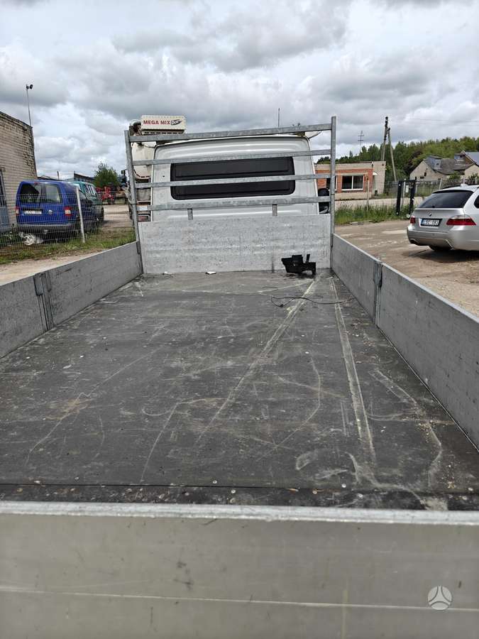 Iveco Daily, commercial
