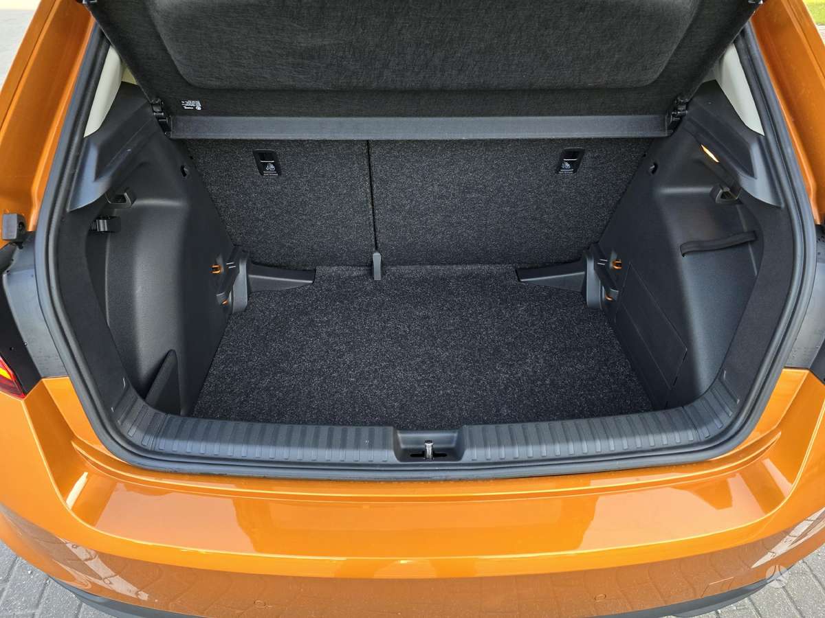 Skoda Fabia, 1.0 l., Хэтчбек