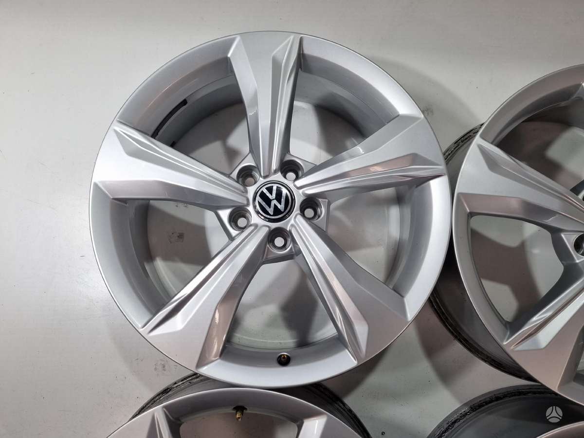 Volkswagen Tiguan, light alloy, R19