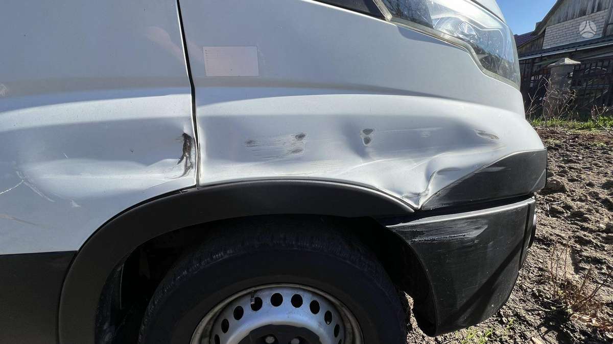 Iveco Daily, 2.3 l., cargo van