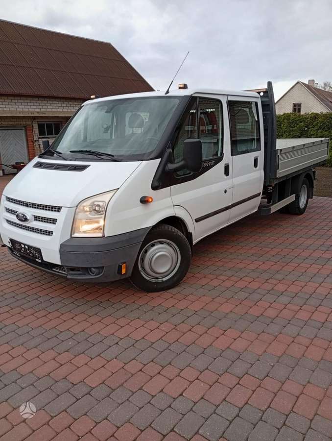 Ford Transit Tourneo, bortiniai