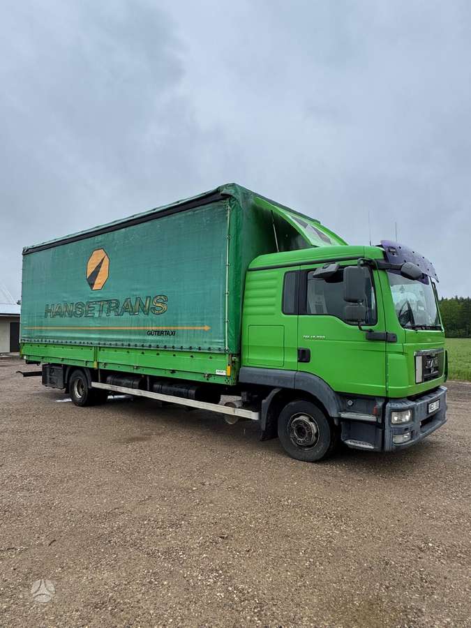 MAN TGL 12.250, dropside with curtains