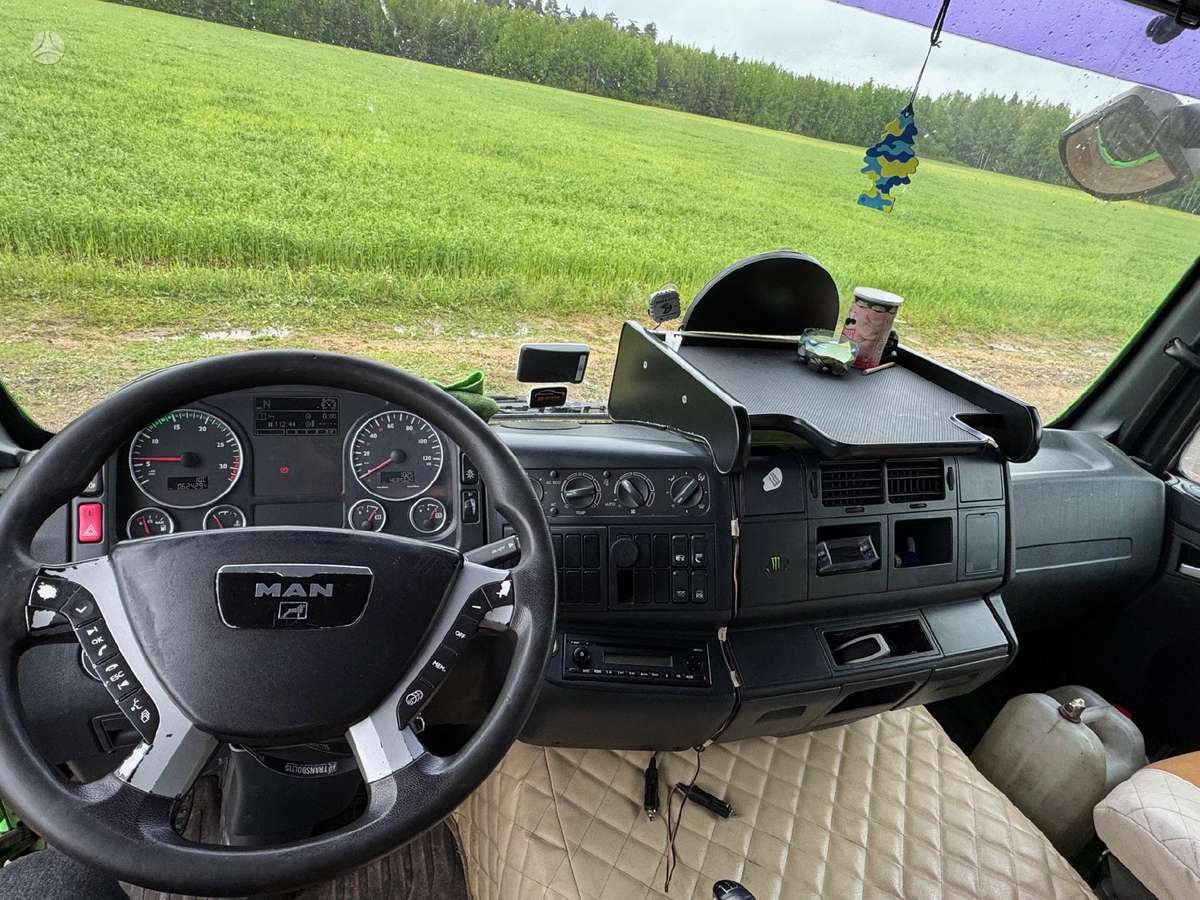MAN TGL 12.250, бортовые с шторами