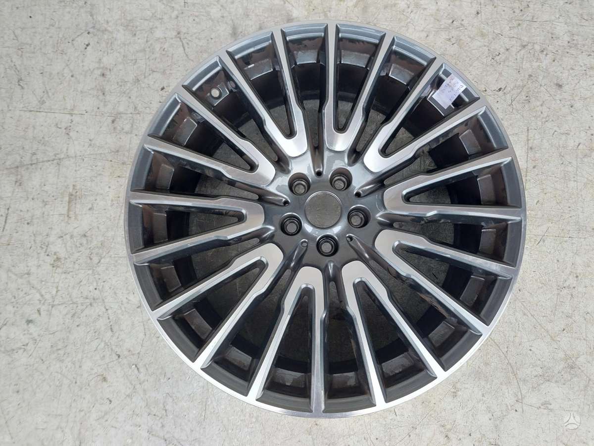 BMW 7 serija, 6863112, Cen17261