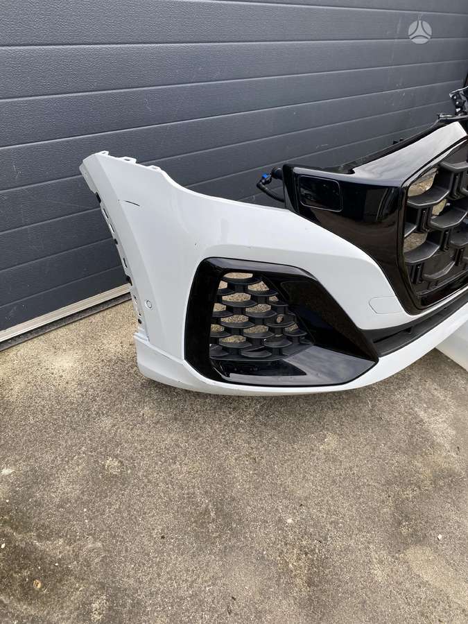 Audi Q8 Audi q8 bamperis
