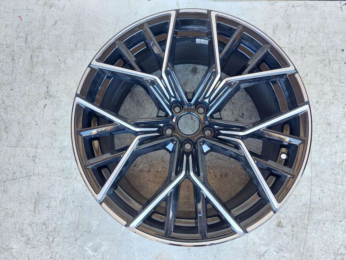 BMW 8 serija, 8089565, Cen16696