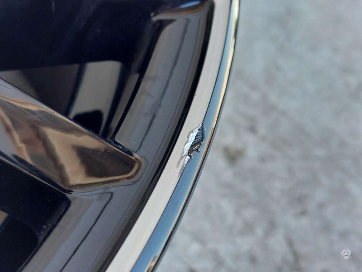 BMW 8 serija, 8089565, Cen16696