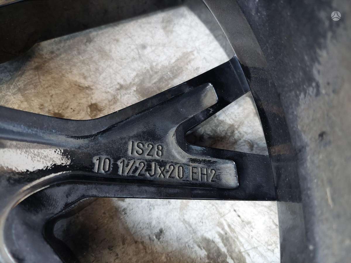 BMW 8 serija, 8089565, Cen16696