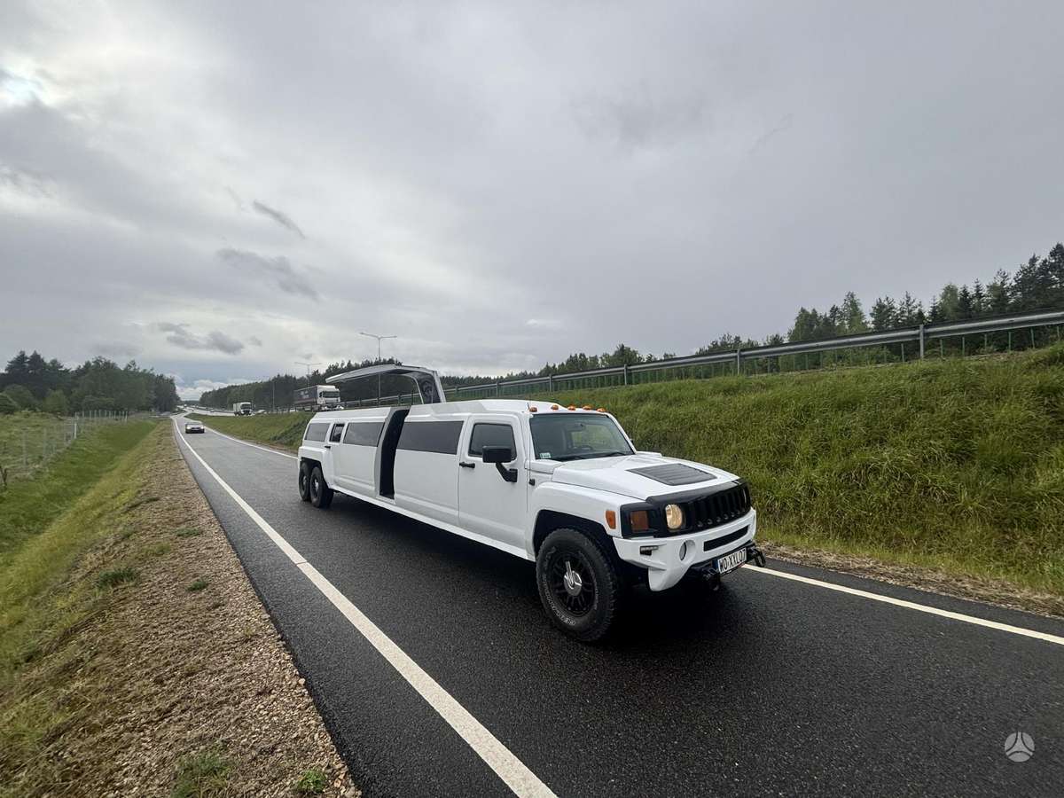 Hummer H2, Лимузин