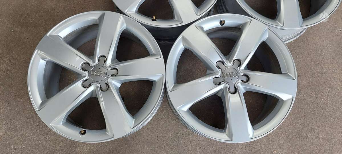 Audi, lengvojo lydinio, R18