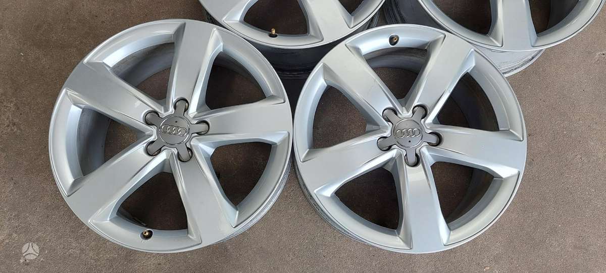 Audi, light alloy, R18