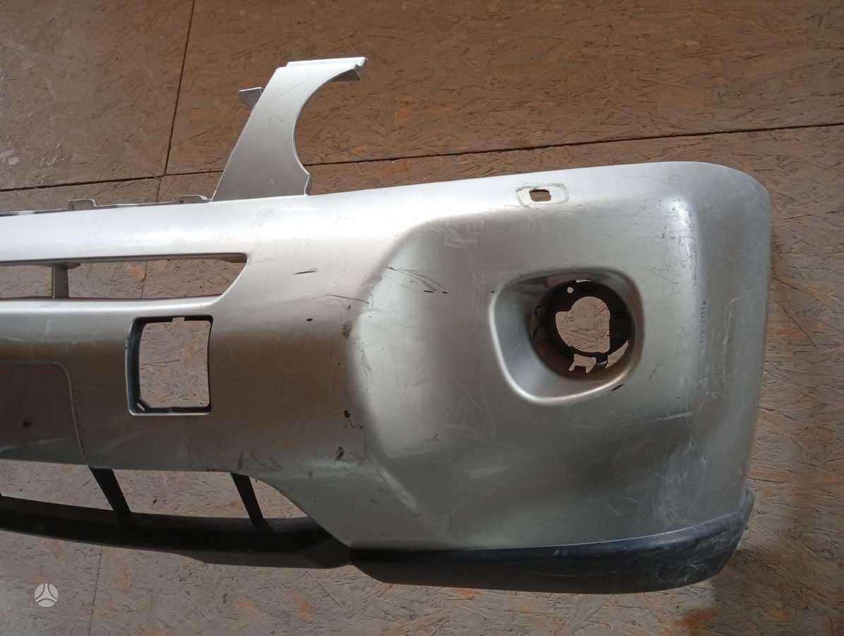 Nissan X-Trail bumpers, lights