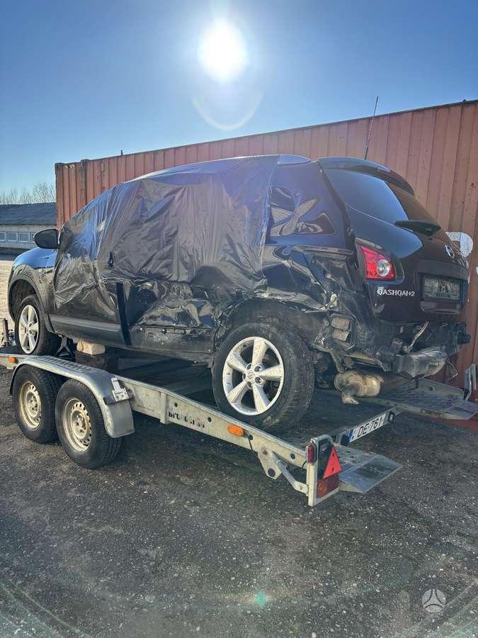 Nissan Qashqai+2