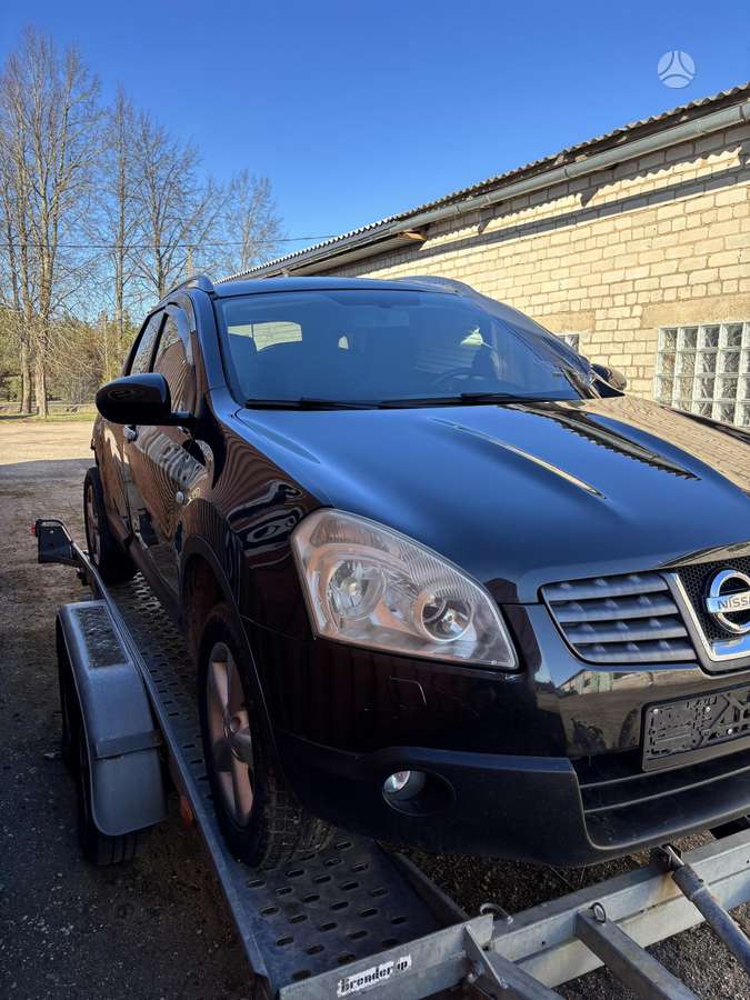 Nissan Qashqai+2