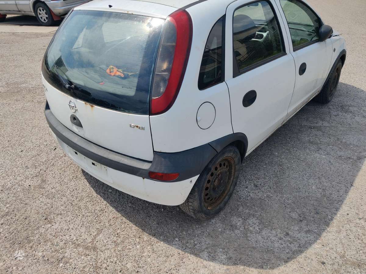 Opel Corsa по частям