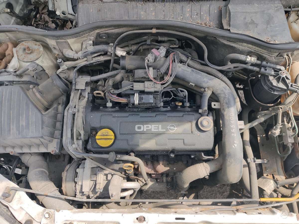 Opel Corsa по частям