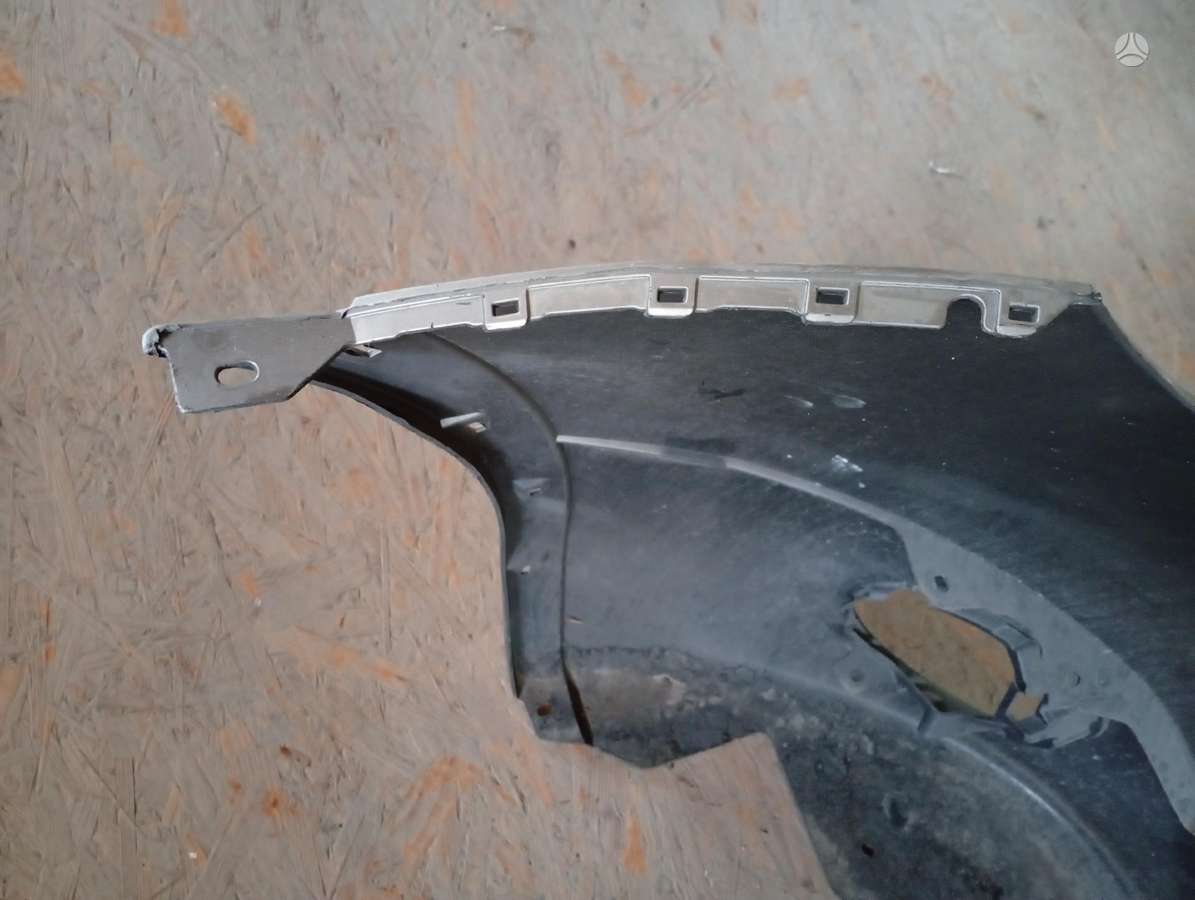 Nissan Qashqai bumpers, lights