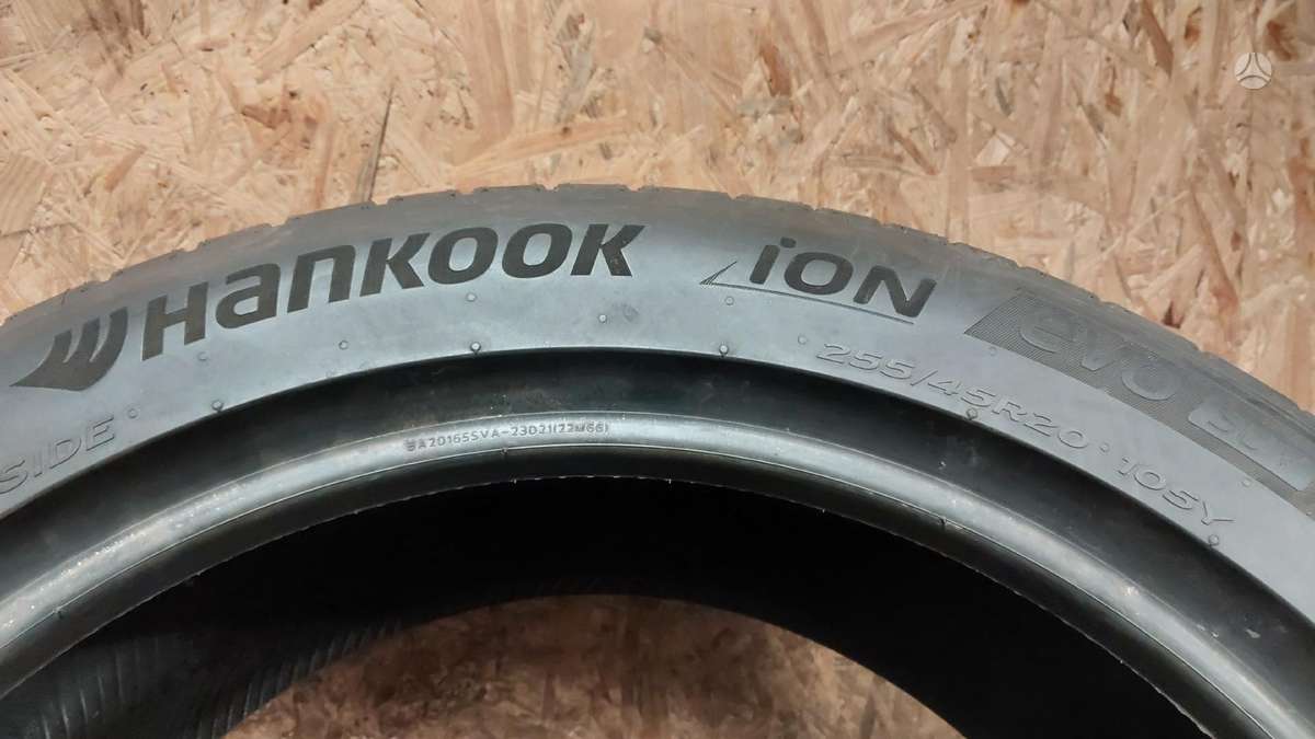 Hankook ION Evo SUV, summer 255/45 R20