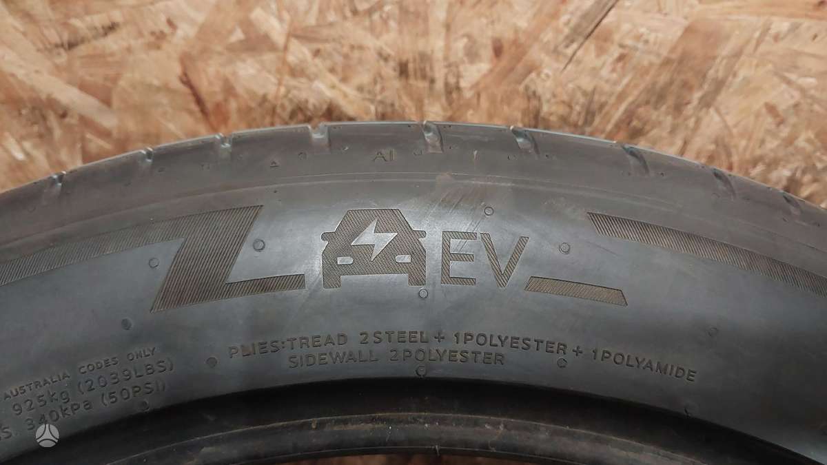 Hankook ION Evo SUV, летние 255/45 R20