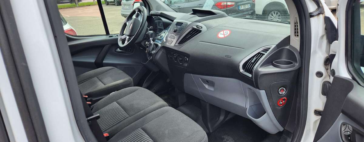 Ford Transit Custom, Минивэн