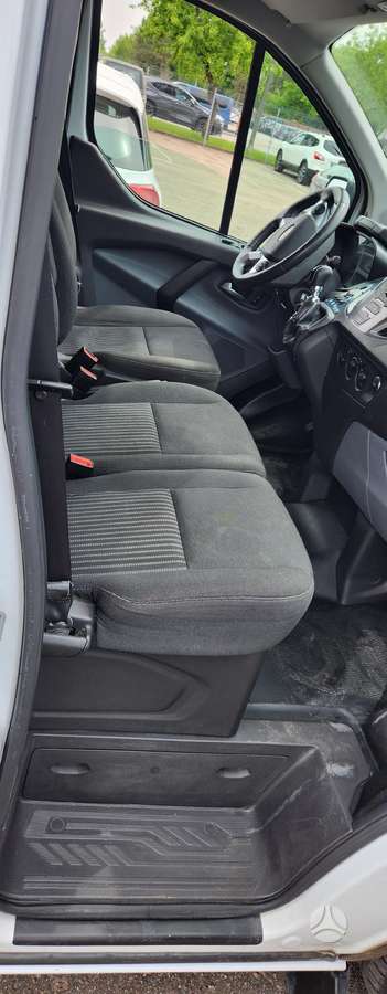 Ford Transit Custom, Минивэн
