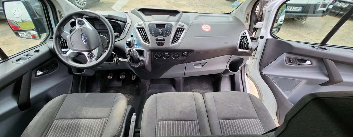 Ford Transit Custom, Минивэн