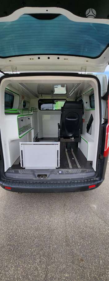 Ford Transit Custom, Минивэн