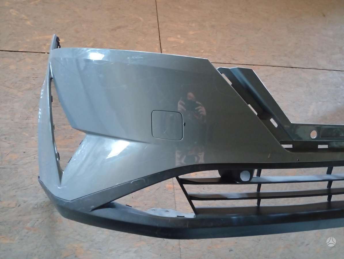 Nissan Qashqai bumpers, lights