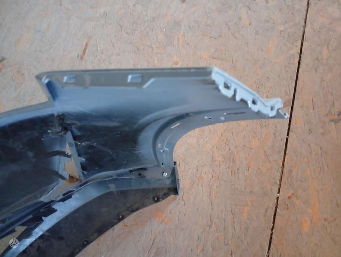 Nissan Qashqai bumpers, lights