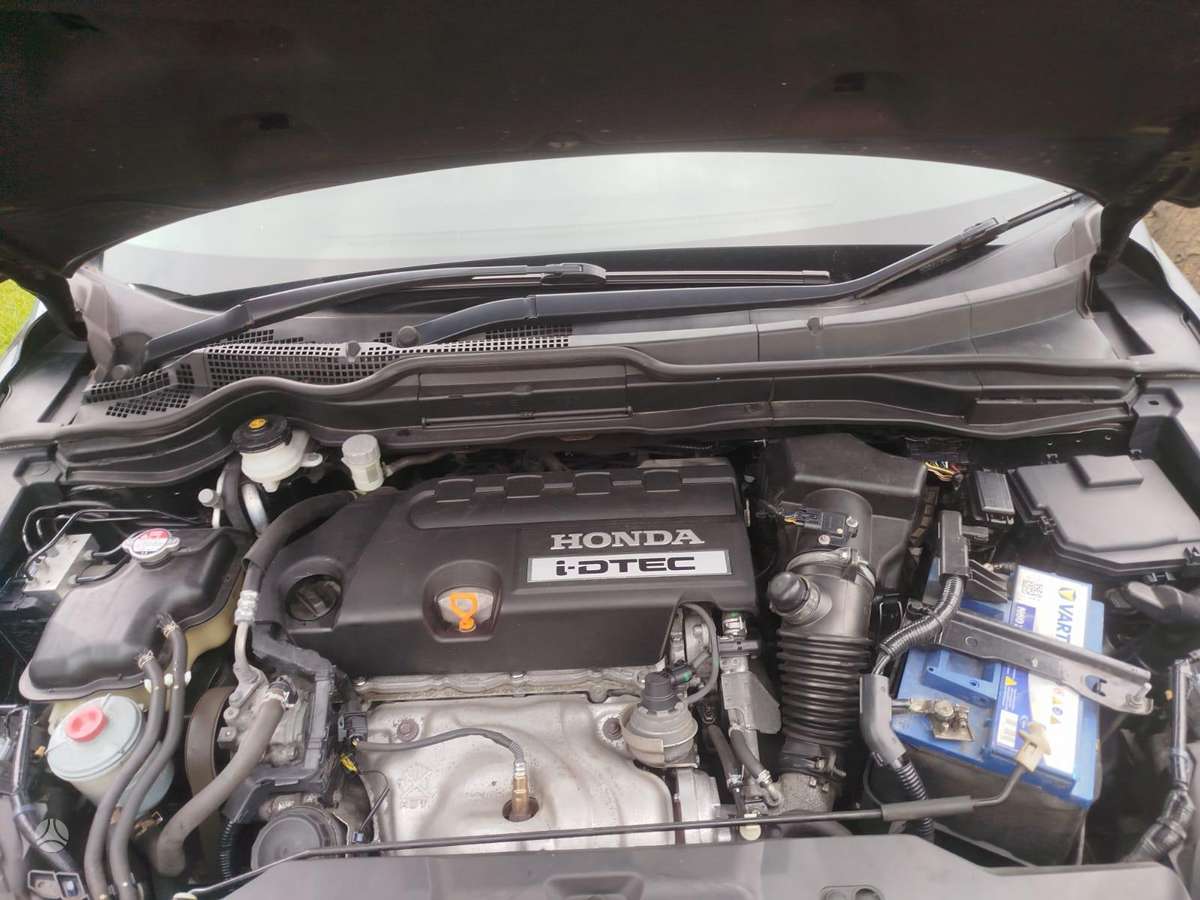 Honda CR-V dalimis