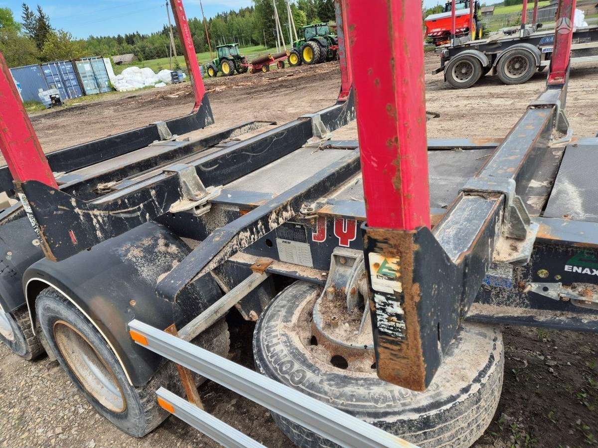 JYKI V31, timber