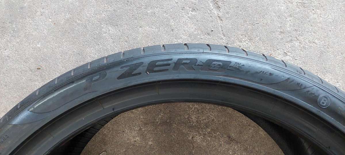 Pirelli, summer 315/30 R22