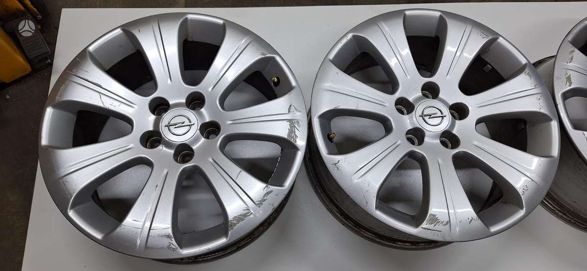 Opel, lengvojo lydinio, R17