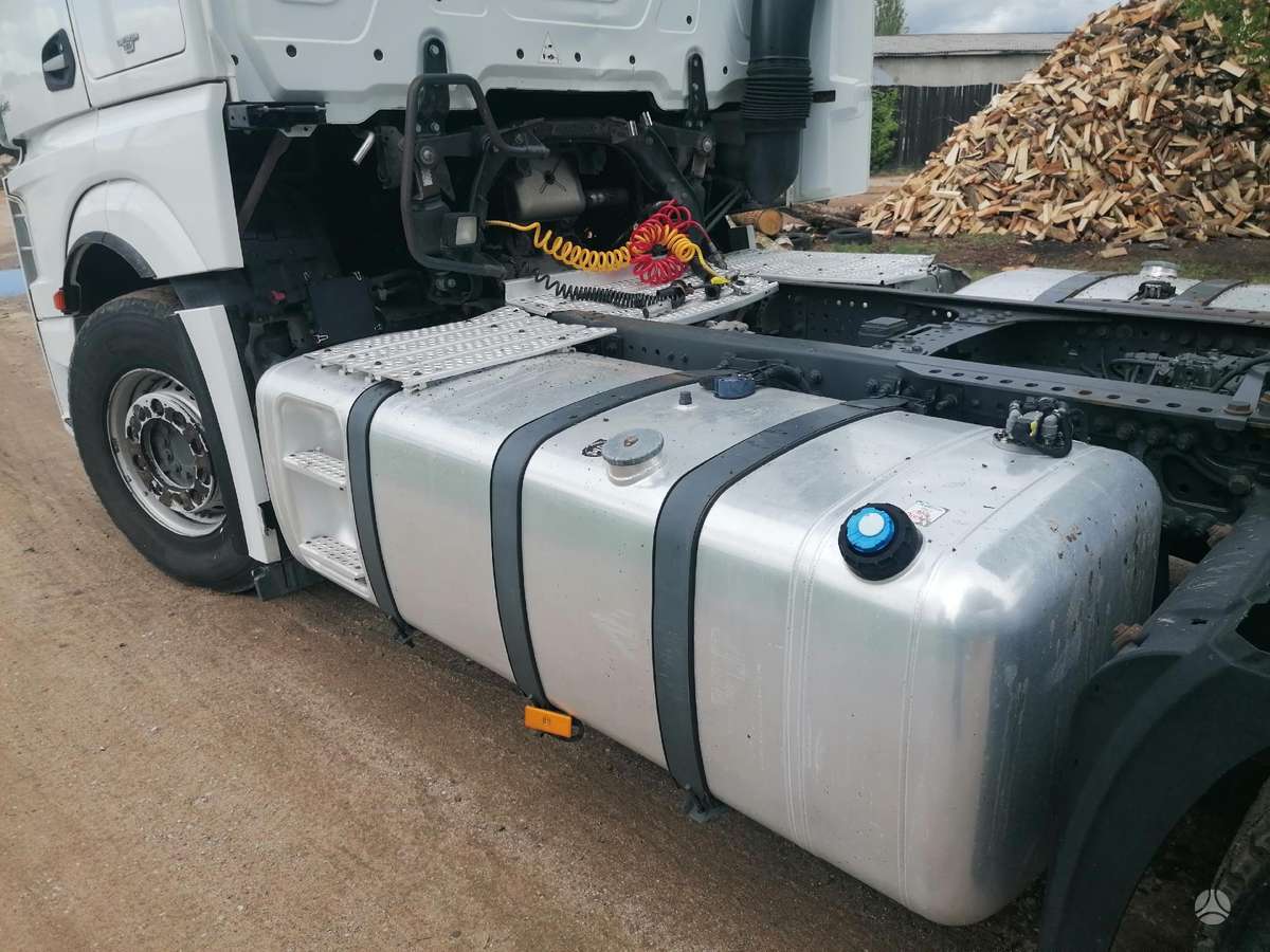 Mercedes-Benz ACTROS 1845, double sleeper