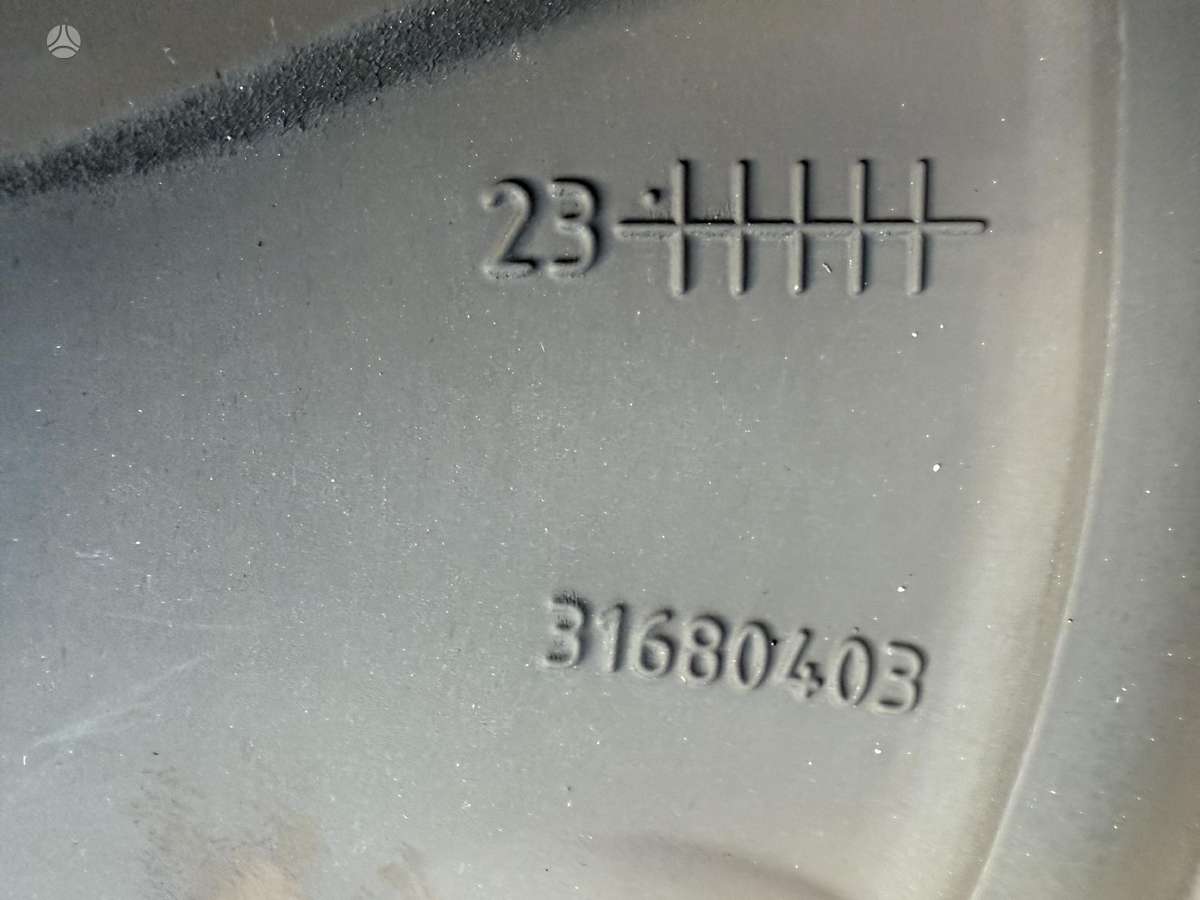 Volvo XC40, lengvojo lydinio, R18