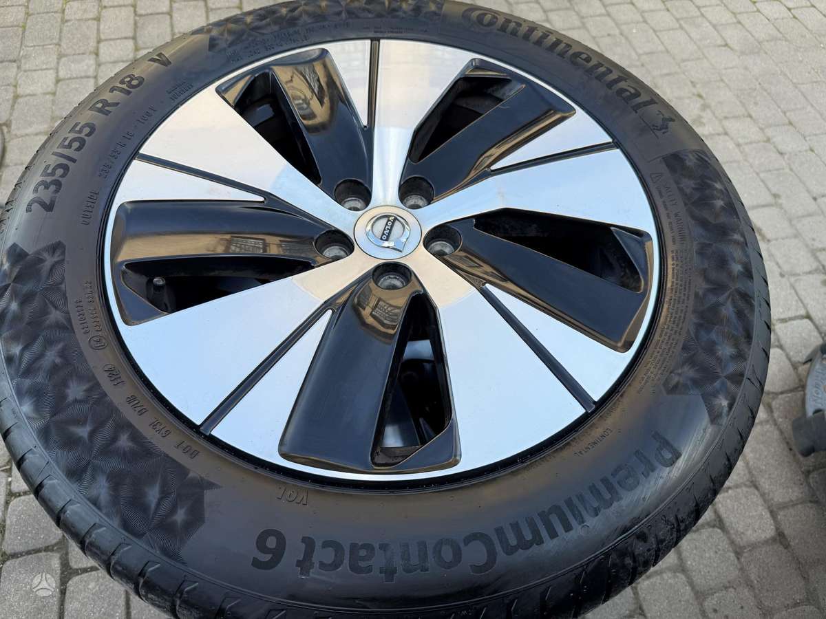 Volvo XC40, lengvojo lydinio, R18