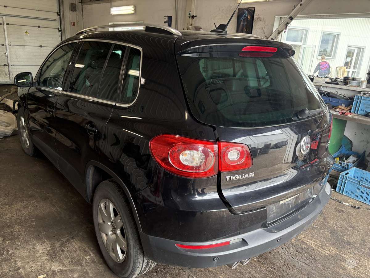 Volkswagen Tiguan 37068366700