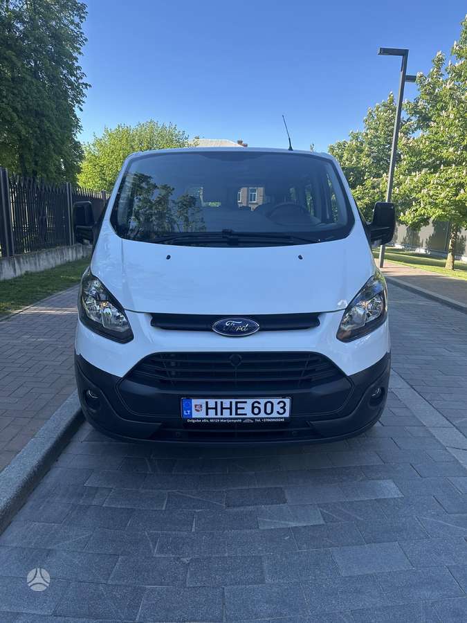 Ford Custom, passenger minibus