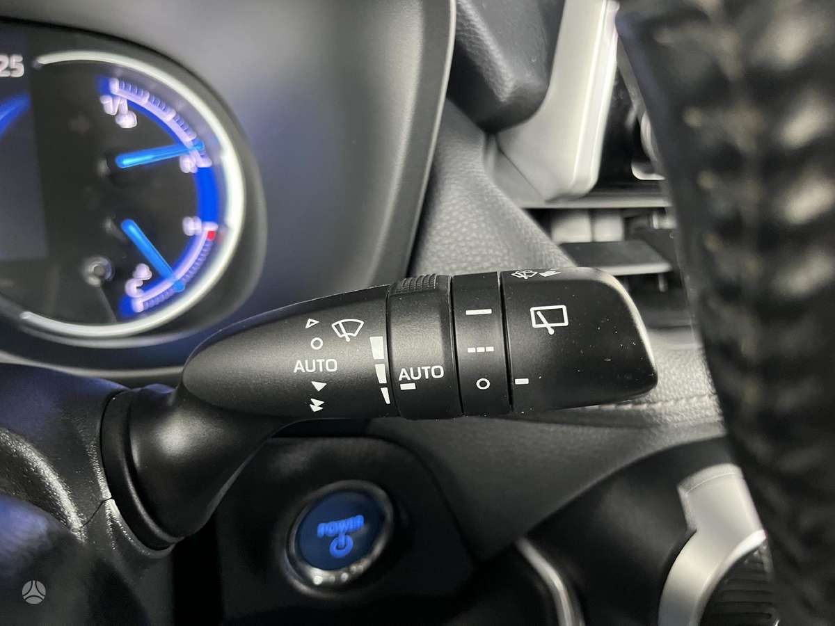 Toyota RAV4, 2.5 l., off-road / crossover