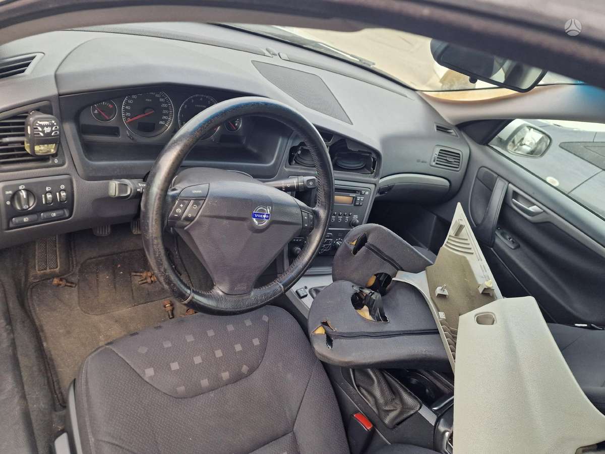 Volvo S60 B5244s2