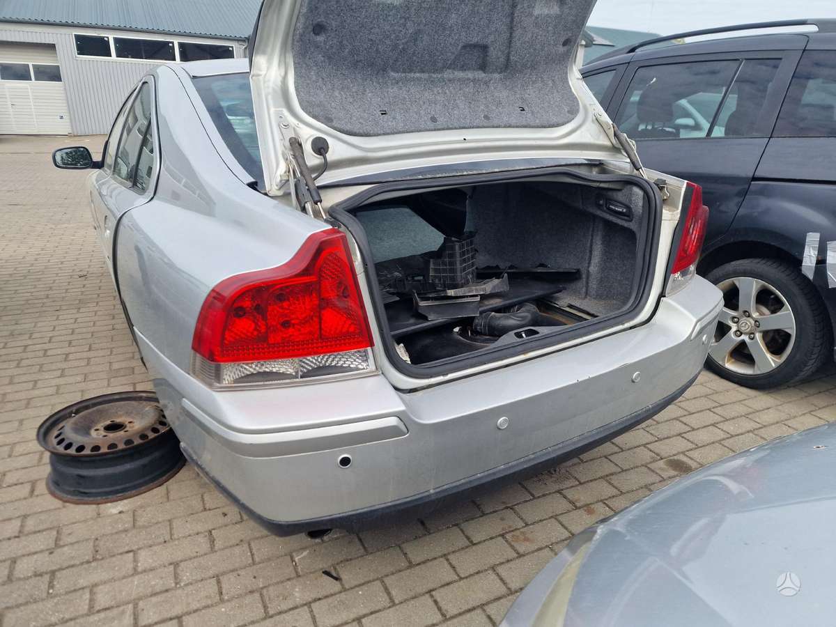 Volvo S60 B5244s2