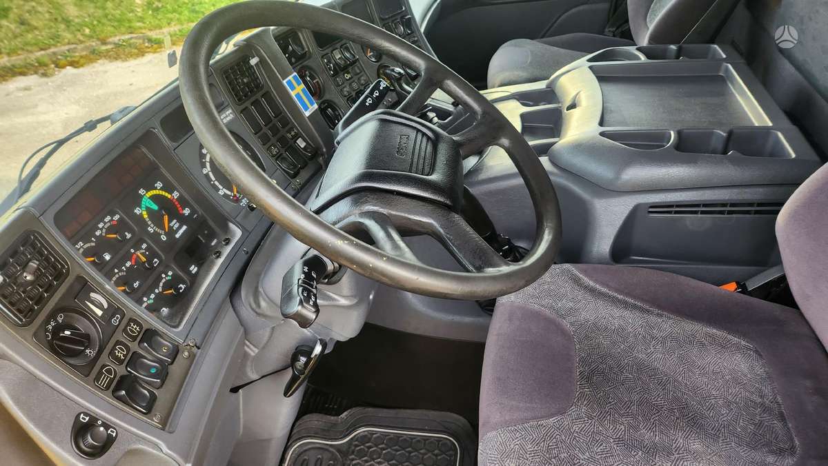 Scania HIAB, с краном