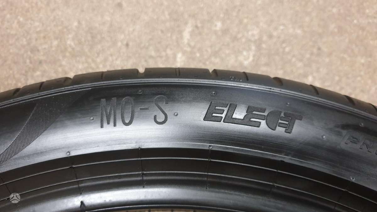 Pirelli PZero TM apie 7mm, summer 265/40 R21