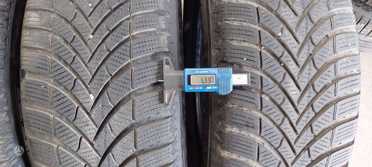 Semperit, ziemas 215/60 R16