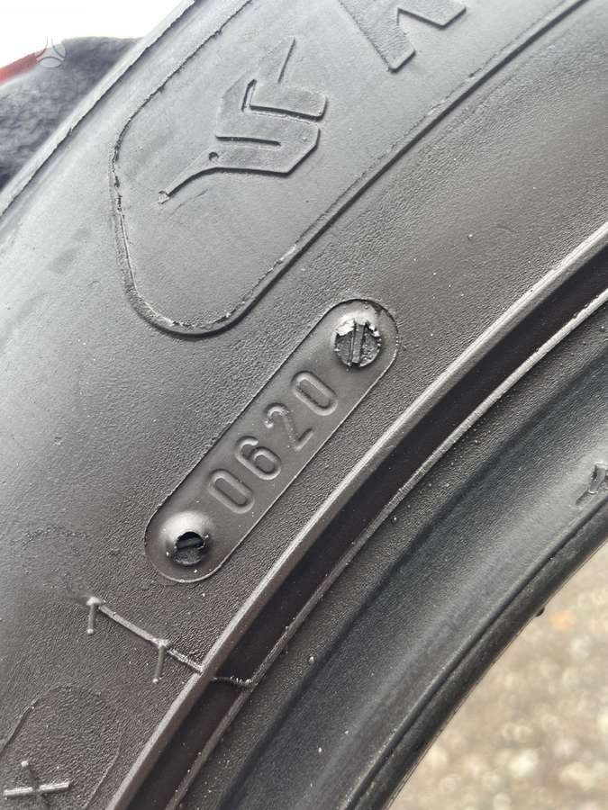 Kormoran UHP, summer 215/55 R17