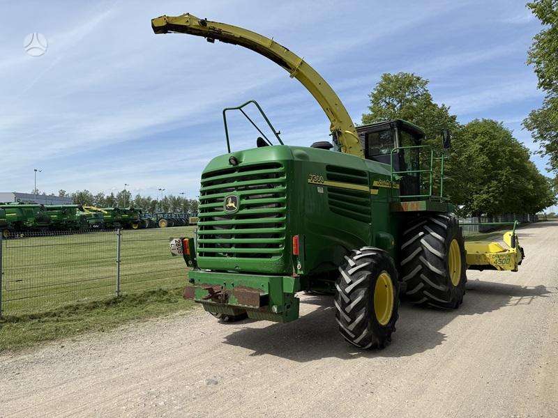 John Deere 7300, самоходные измельчители