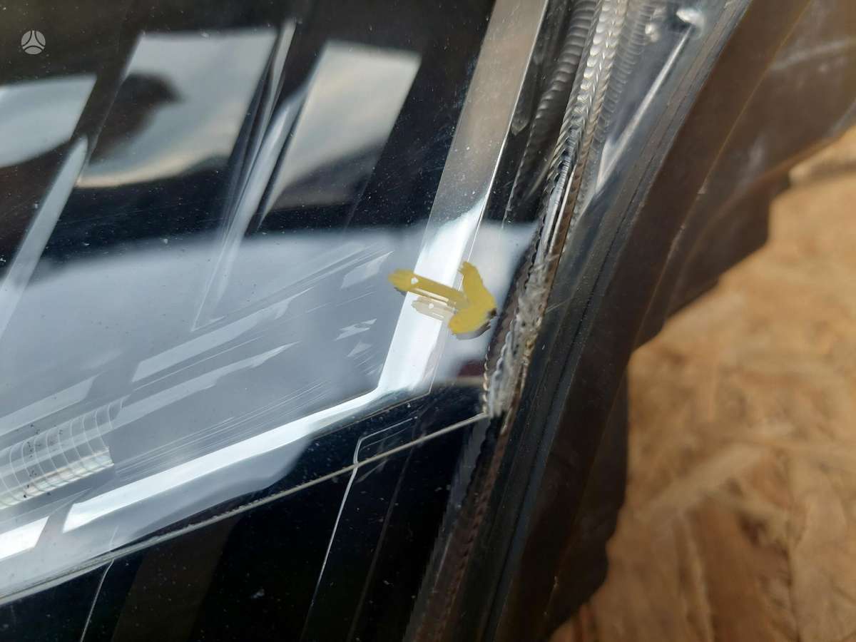 Skoda Superb, 3V1941017B, Cen17491