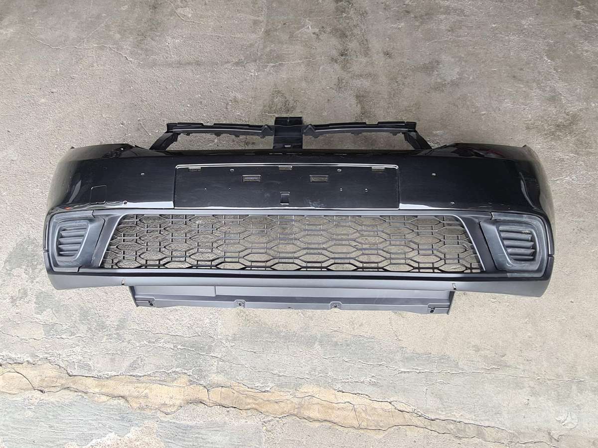Dacia Logan Naujas nudazytas bamperis