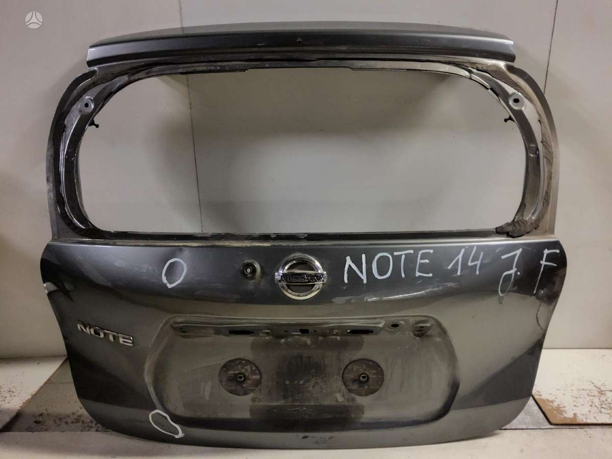 Nissan Note dalimis